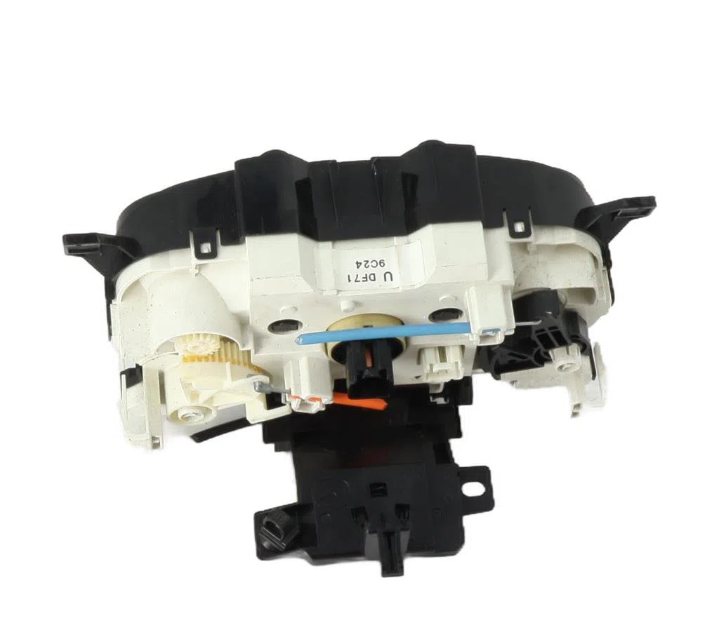 Commande de chauffage Mazda 2 (DE_, DH_) 1.3 (de3fs) (2007-2015) occasion — photo 2