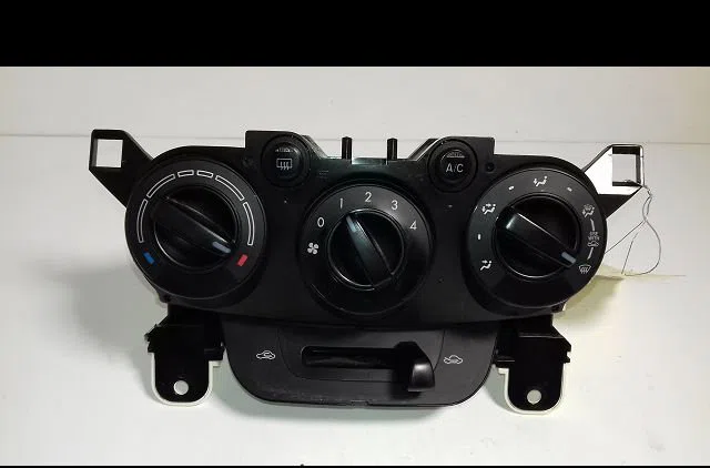 Commande de chauffage Mazda 2 (DE_, DH_) 1.4 mzr-cd (2008-2015) occasion