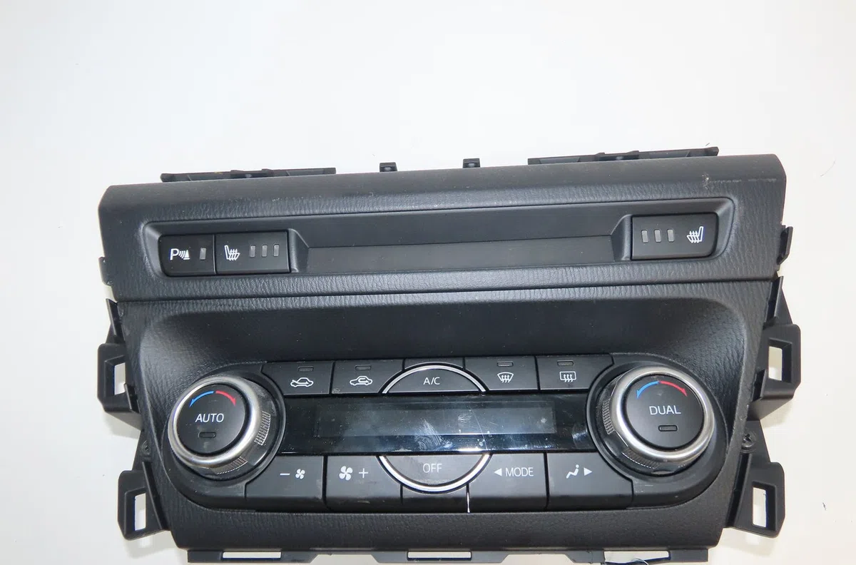 Commande de chauffage Mazda 3 (BM, BN) 2.0 (2013-2019) occasion
