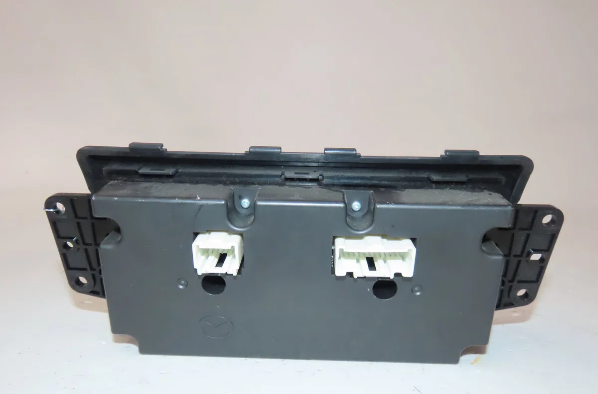 Commande de chauffage Mazda 6 Hatchback (GH) 2.2 d (gh10) (2010-2012) occasion