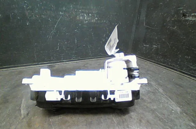 Commande de chauffage Mercedes-benz CLASSE A (W169) A 200 cdi (169.008, 169.308) (2004-2012) 5 portes occasion — photo 3