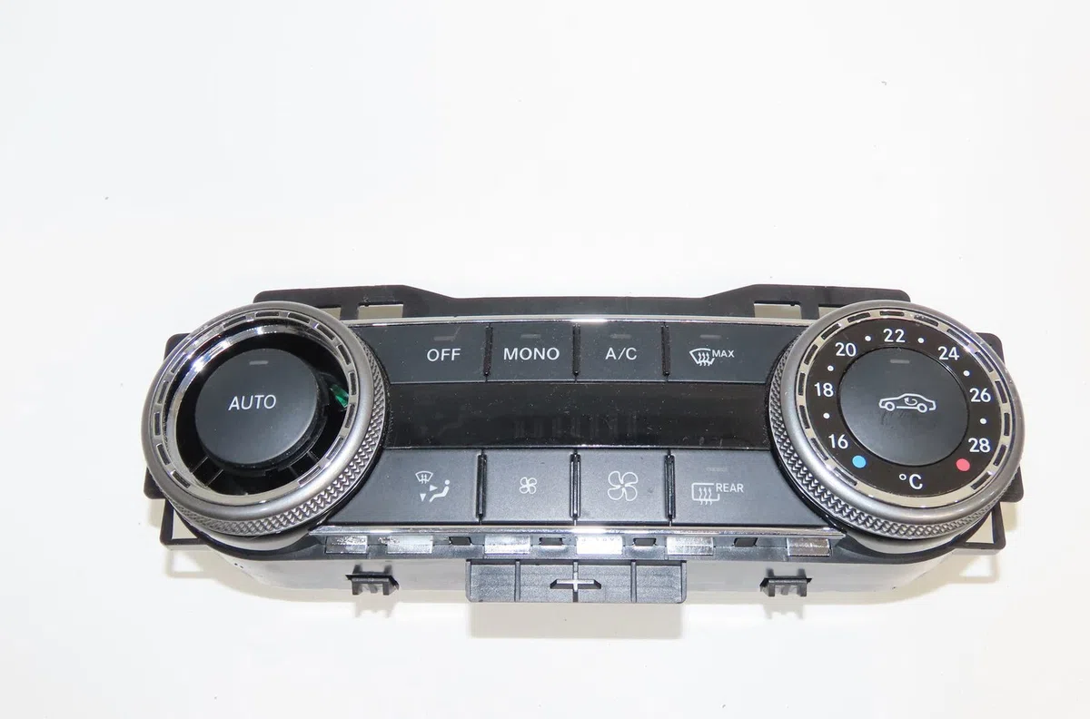 Commande de chauffage Mercedes-benz CLASSE C (W204) C 220 cdi (204.008) (2007-2008) 4 portes occasion