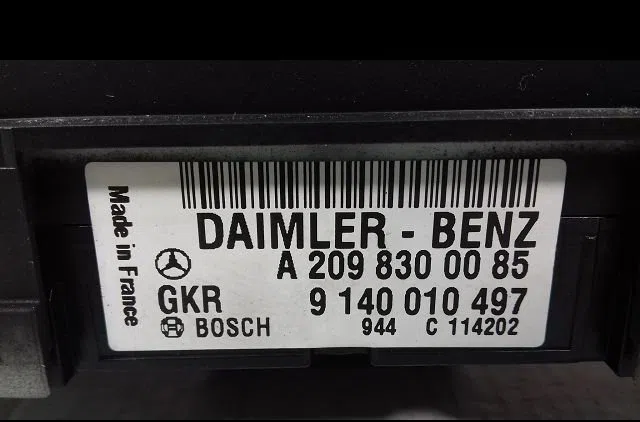 Commande de chauffage Mercedes-benz CLK (C209) Clk 200 kompressor (209.342) (2002-2009) occasion — photo 2