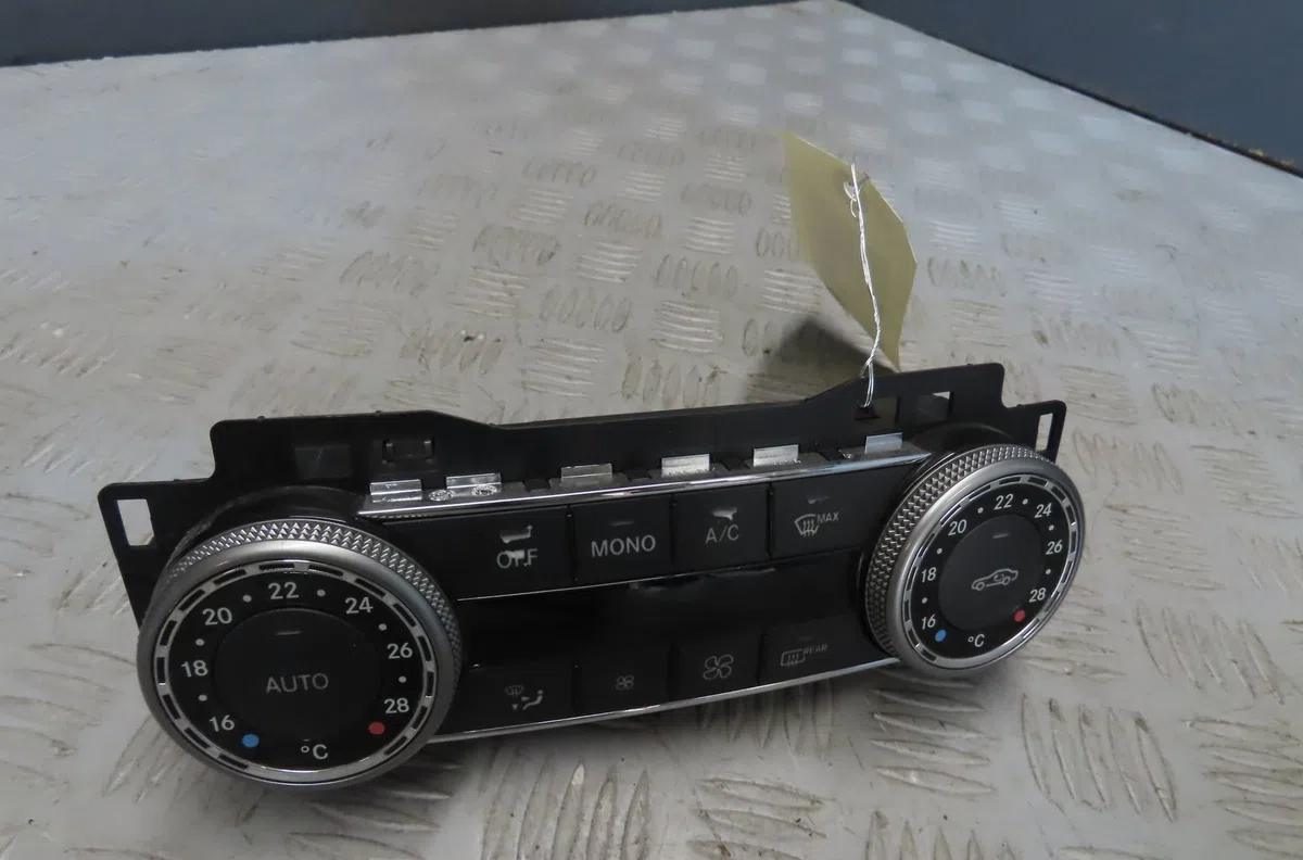 Commande de chauffage MERCEDES CLASSE C 2008 occasion — photo 2