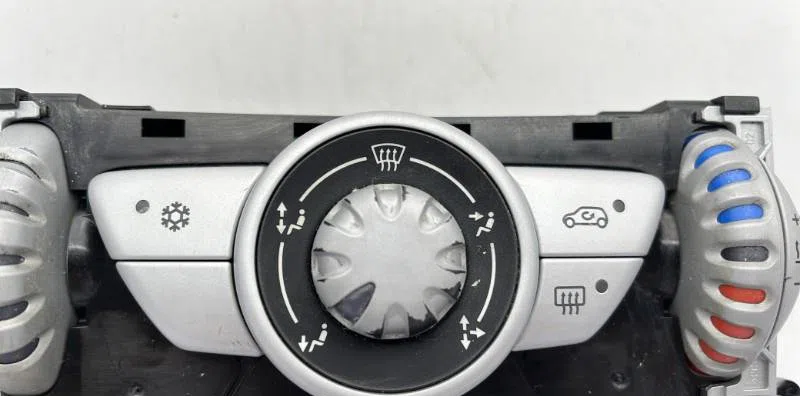 Commande de chauffage MINI MINI 2 R56 PHASE 1 occasion — photo 4