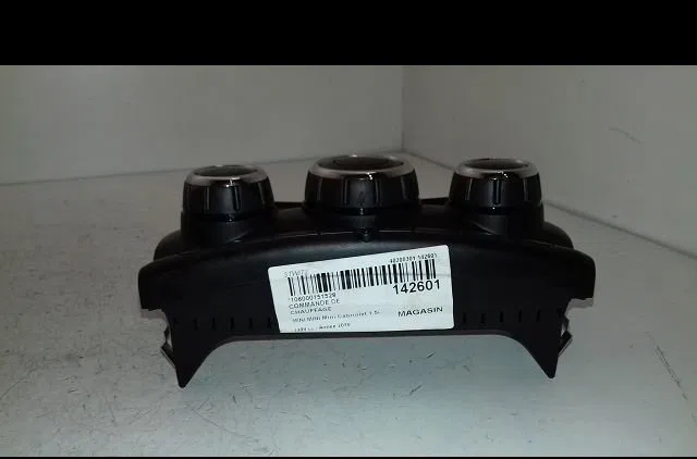 Commande de chauffage Mini MINI Décapotable (F57) Cooper (2014) occasion — photo 2