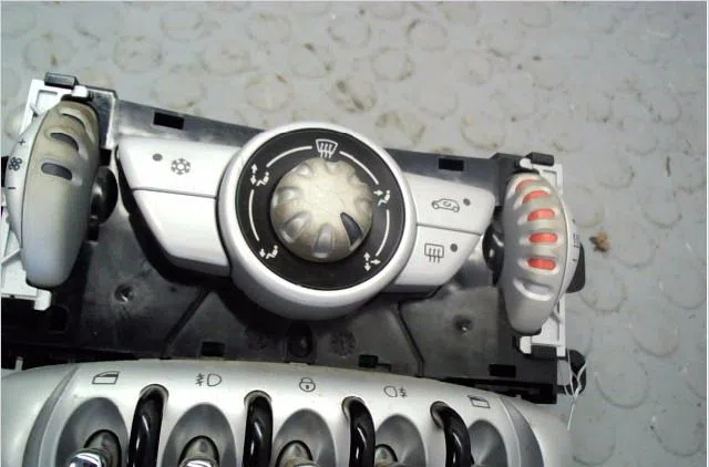 Commande de chauffage Mini MINI (R56) One (2009-2010) occasion