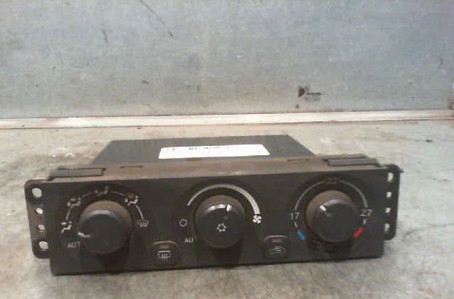 Commande de chauffage MITSUBISHI PAJERO 2000 occasion — photo 3
