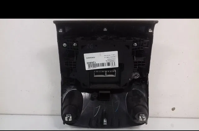 Commande de chauffage Nissan CUBE (Z12) 1.6 16v (2009) occasion — photo 2