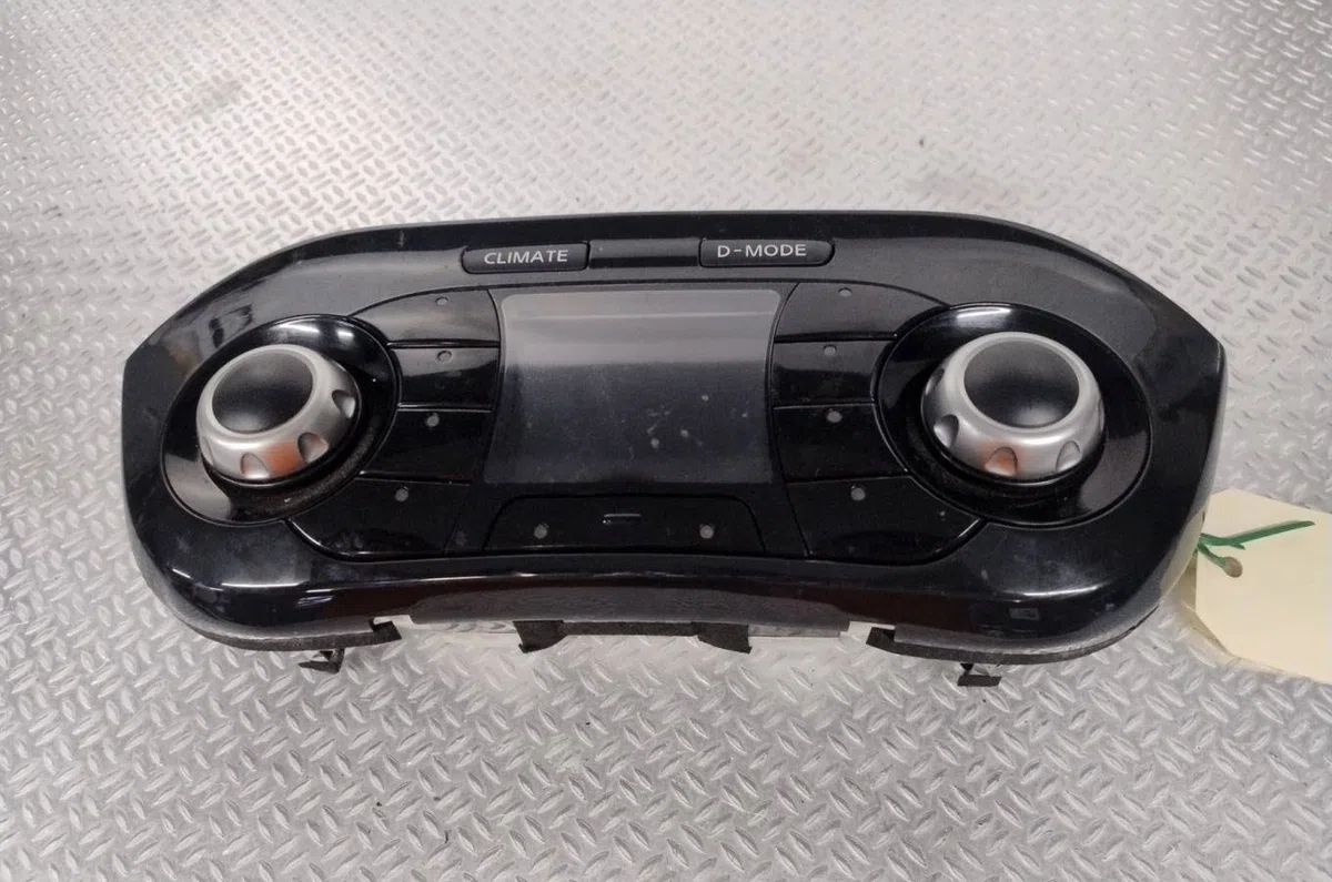 Commande de chauffage Nissan JUKE (F15) 1.5 dci (2010) 5 portes occasion — photo 4