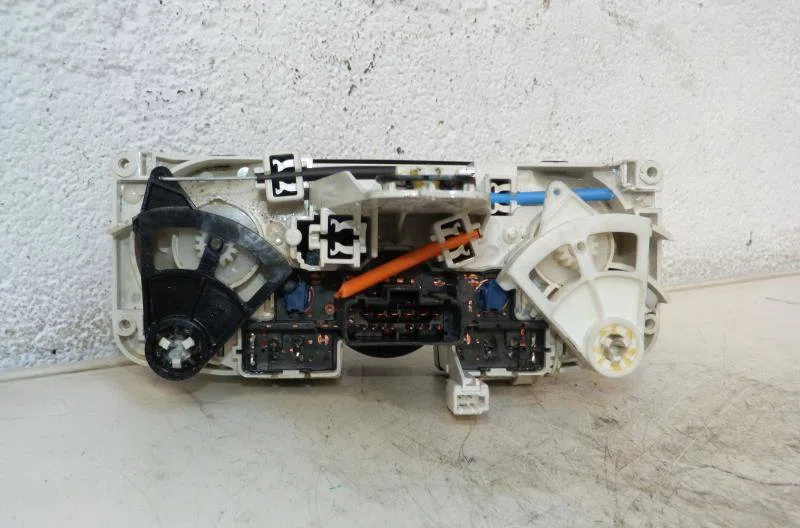 Commande de chauffage NISSAN NOTE 1 PHASE 1 occasion — photo 3