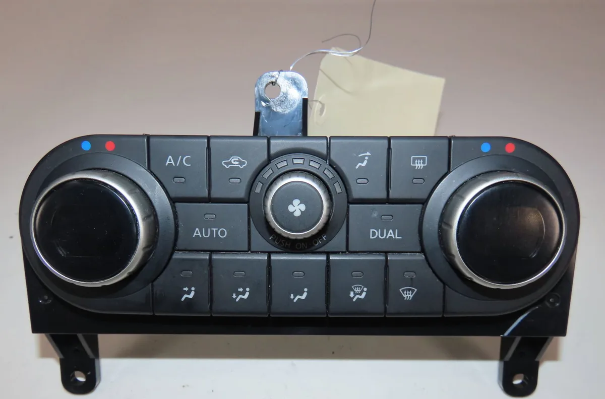 Commande de chauffage Nissan QASHQAI - QASHQAI 2 I (J10, NJ10, JJ10E) 1.6 (2010-2013) occasion