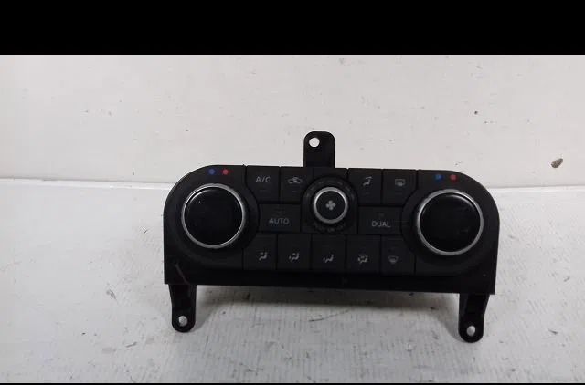 Commande de chauffage Nissan QASHQAI - QASHQAI 2 I (J10, NJ10, JJ10E) 1.6 dci traction intégrale (2011-2013) occasion — photo 4
