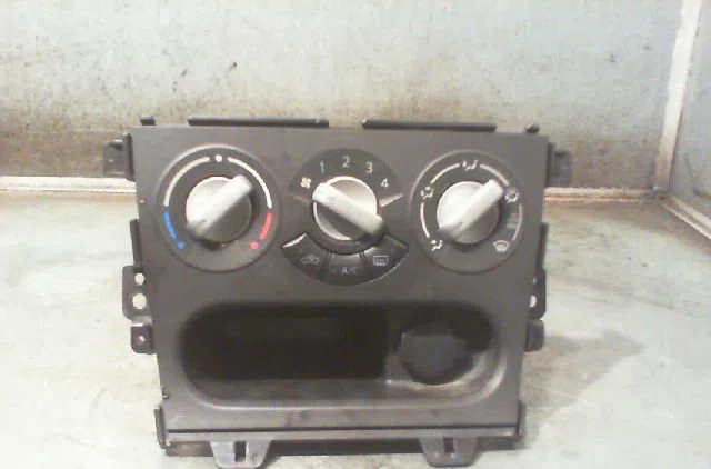 Commande de chauffage Opel AGILA (B) (H08) 1.3 cdti (f68) (2008-2010) 5 portes occasion — photo 4