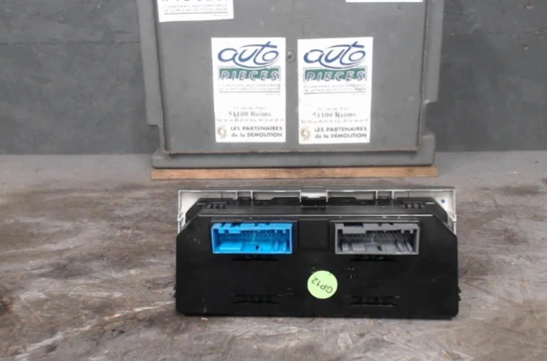 Commande de chauffage Opel ASTRA H Break (A04) 1.7 cdti (l35) (2004-2010) occasion — photo 2