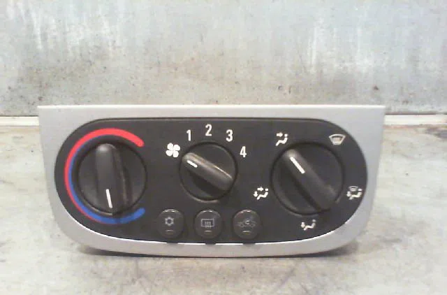 Commande de chauffage OPEL CORSA 2005 occasion — photo 4