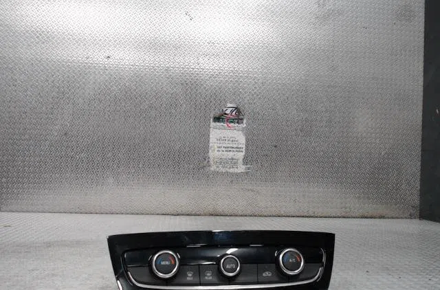 Commande de chauffage Opel CORSA F 1.5 (68) (2019) occasion