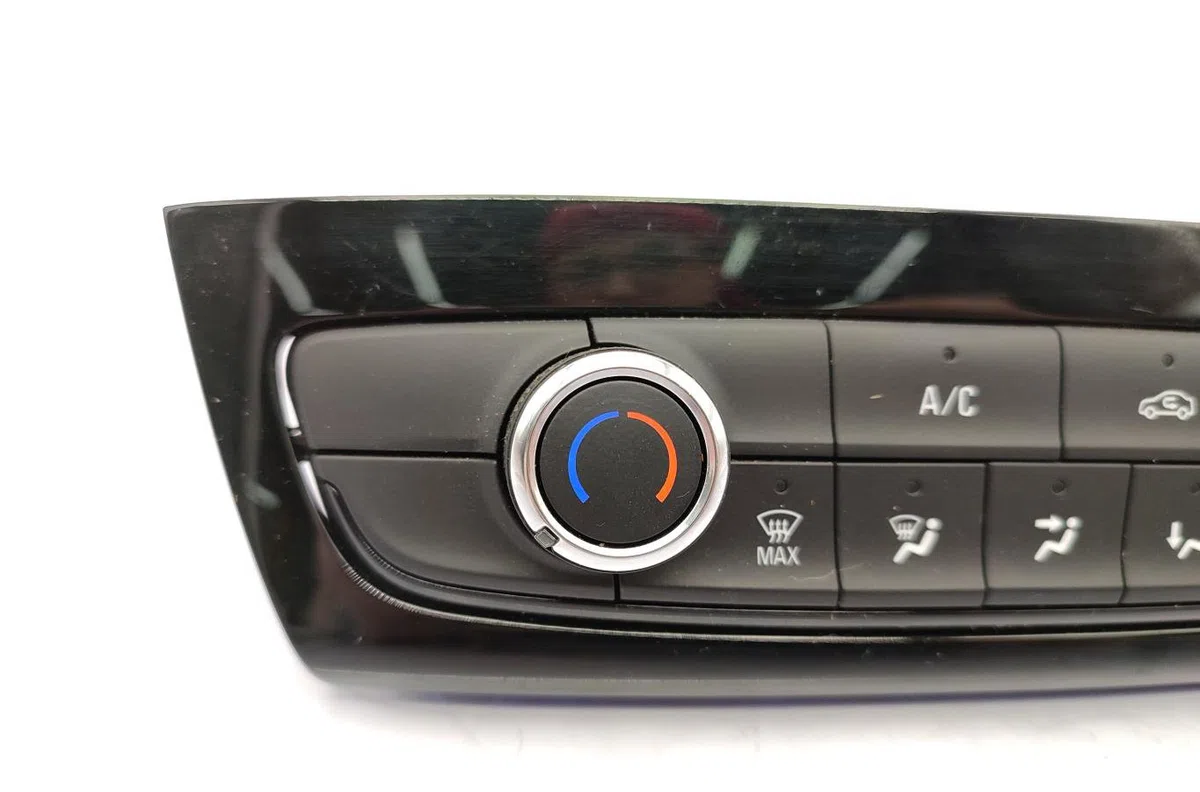 Commande de chauffage OPEL CORSA F PHASE 1 occasion — photo 2