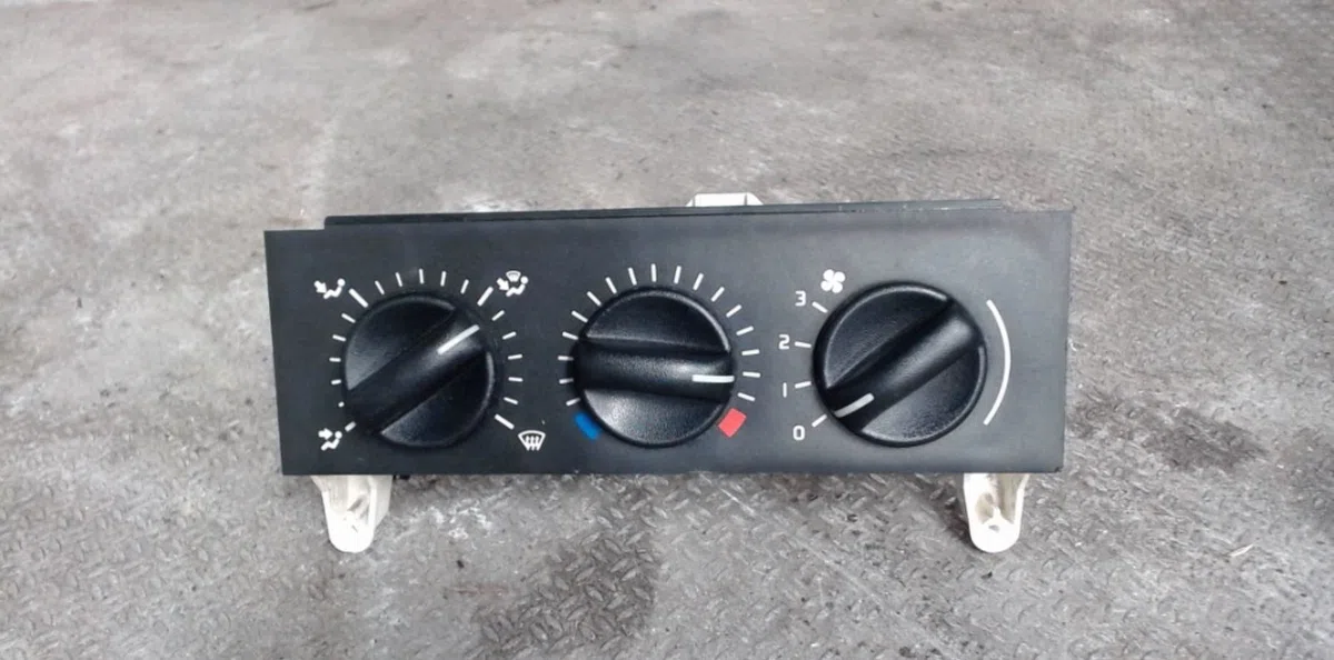 Commande de chauffage Opel MOVANO A Fourgon (X70) 2.5 d (fd) (1999-2000) occasion — photo 2