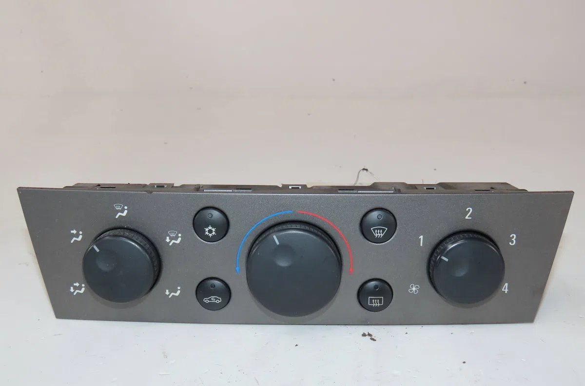Commande de chauffage Opel VECTRA C (Z02) 1.9 cdti (f69) (2005-2008) occasion — photo 2
