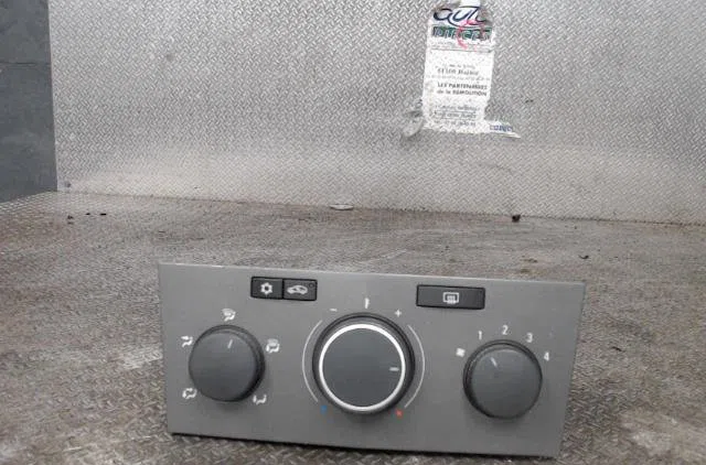 Commande de chauffage OPEL ZAFIRA B  ZAFIRA B PHASE 1 occasion — photo 2