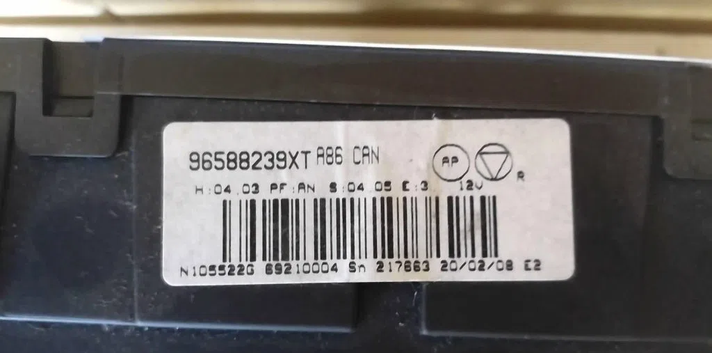 Commande de chauffage Peugeot 1007 (KM_) 1.6 hdi (2007) occasion — photo 2