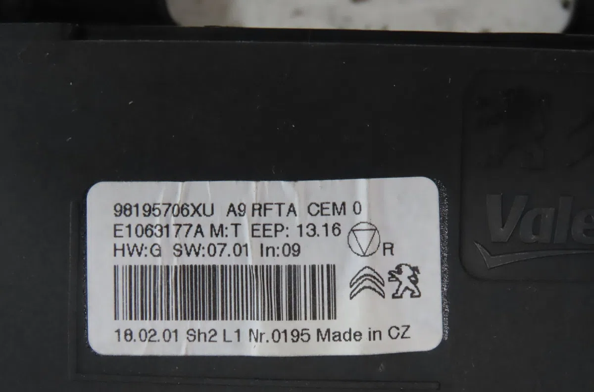 Commande de chauffage Peugeot 2008 I (CU_) 1.2 thp 110 - puretech 110 (2015) 5 portes occasion — photo 2
