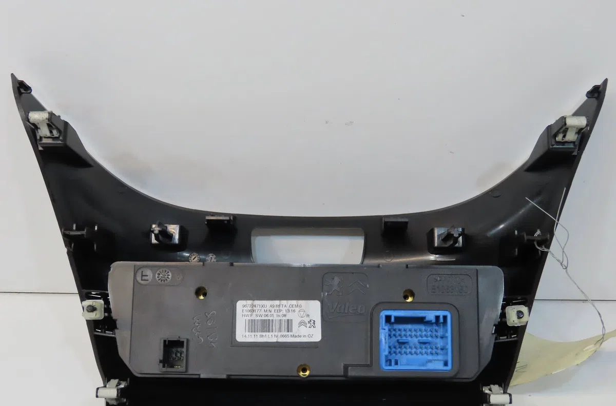 Commande de chauffage Peugeot 2008 I (CU_) 1.6 hdi (2013) occasion — photo 2