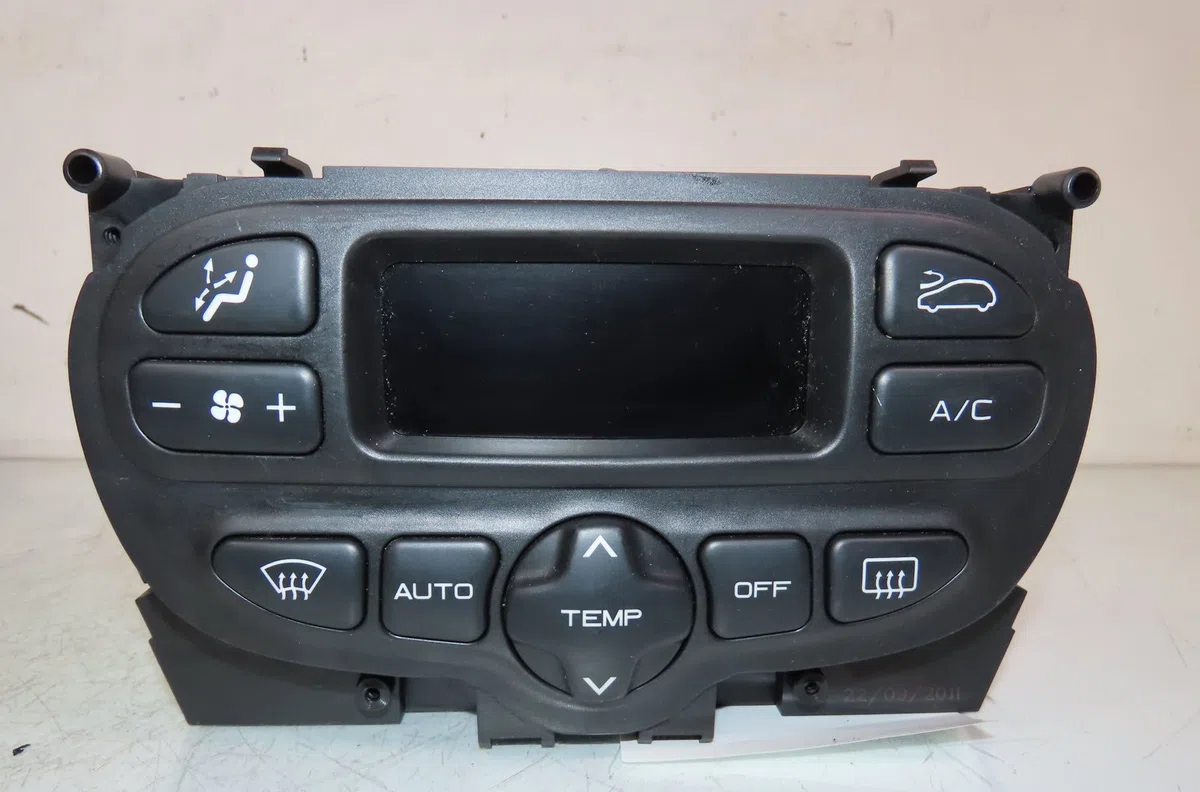 Commande de chauffage Peugeot 206 (2L_, 2M_) 1.4 i (2010-2013) occasion