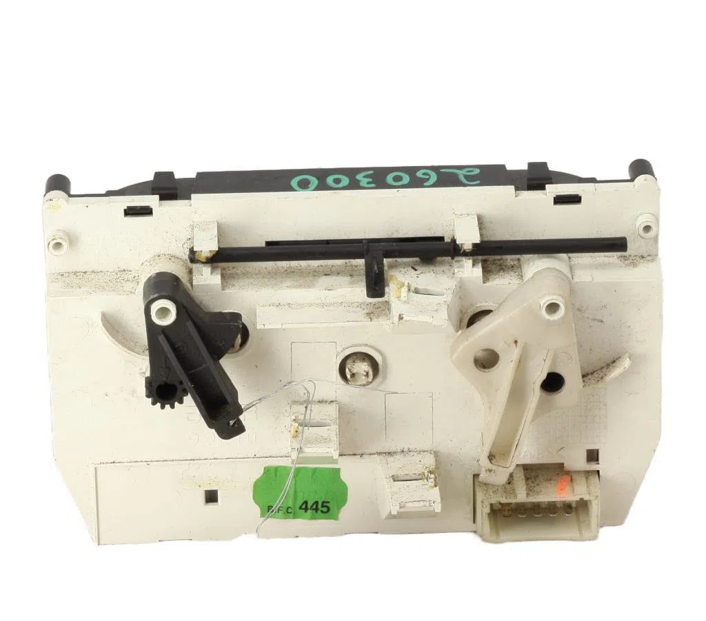 Commande de chauffage Peugeot 206 (2L_, 2M_) 1.4 i (2lkfwa, 2mkfwa) (2009-2013) 3 portes occasion — photo 2