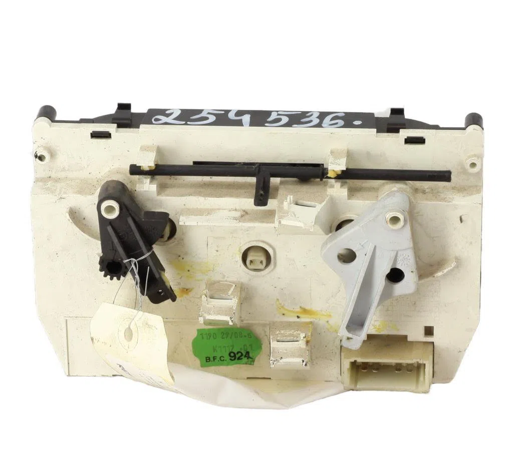 Commande de chauffage Peugeot 206 3-5 portes (2A-C) 1.4 hdi eco 70 (2001-2009) 5 portes occasion — photo 2