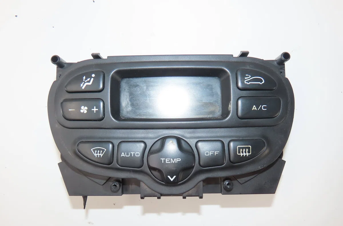 Commande de chauffage Peugeot 206 3-5 portes (2A-C) 1.4 hdi eco 70 (2001-2009) 5 portes occasion