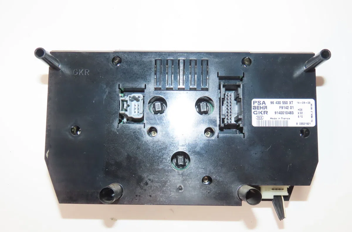 Commande de chauffage Peugeot 206 3-5 portes (2A-C) 1.4 hdi eco 70 (2001-2009) 5 portes occasion — photo 3