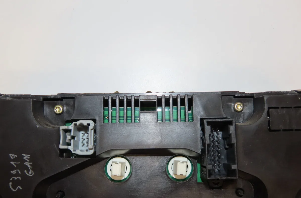 Commande de chauffage Peugeot 206 3-5 portes (2A-C) 1.6 16v (2000-2009) occasion — photo 3