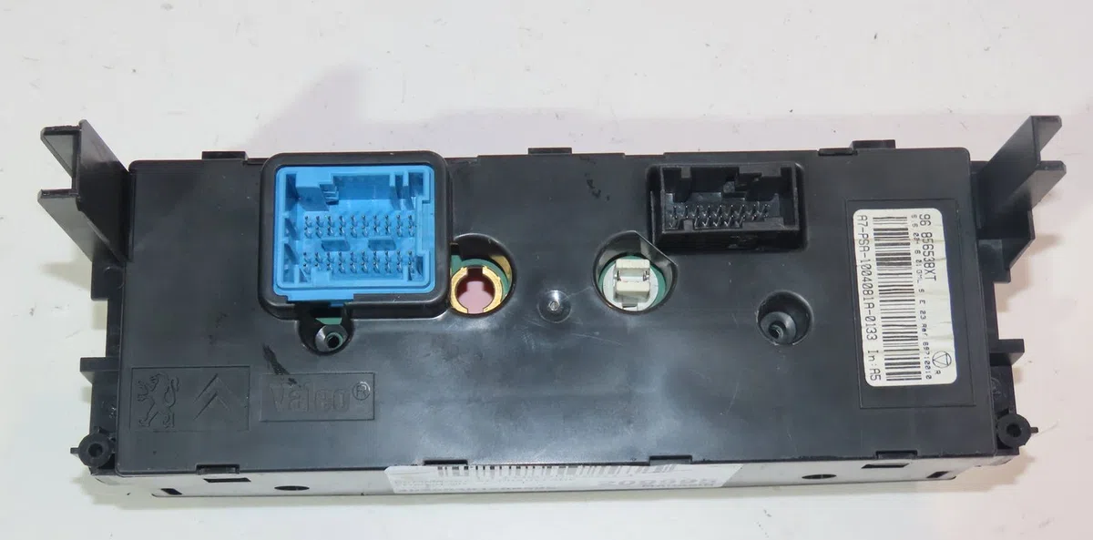 Commande de chauffage Peugeot 207-207 (WA_, WC_) 1.4 16v (2006-2013) 3 portes occasion