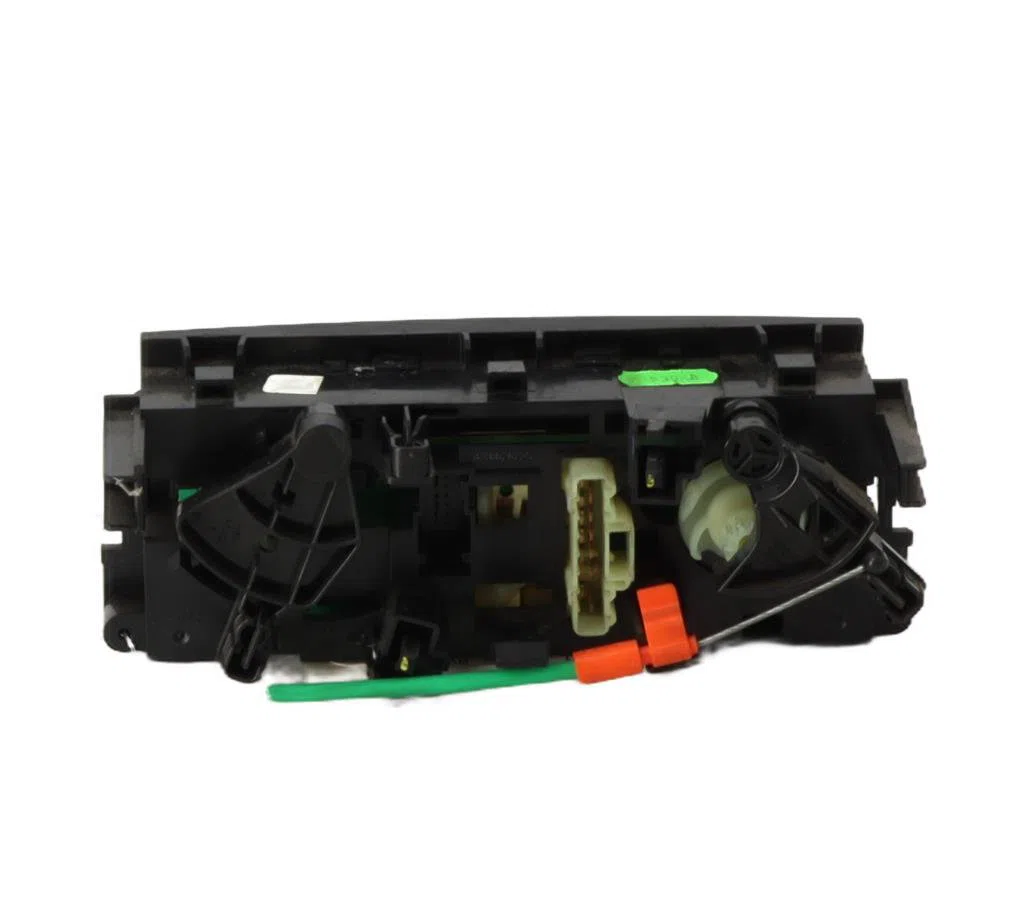 Commande de chauffage Peugeot 207-207 (WA_, WC_) 1.4 (2006-2013) 5 portes occasion — photo 2