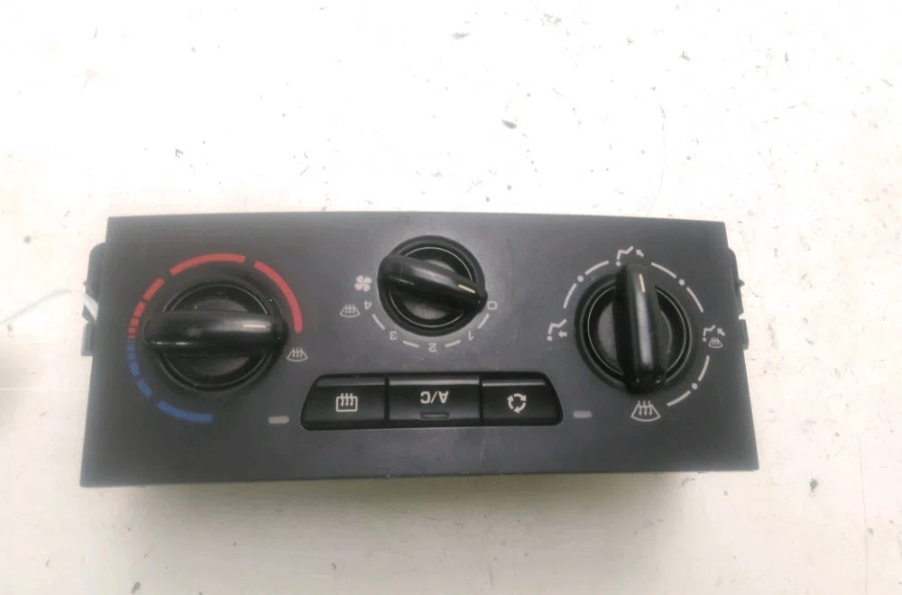 Commande de chauffage Peugeot 207-207 (WA_, WC_) 1.6 hdi (2006-2013) 5 portes occasion