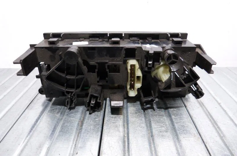 Commande de chauffage PEUGEOT 207 PHASE 1 occasion — photo 2