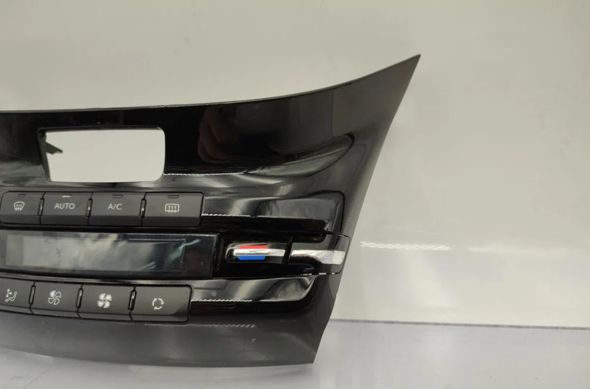 Commande de chauffage PEUGEOT 208 1 PHASE 1 occasion — photo 3