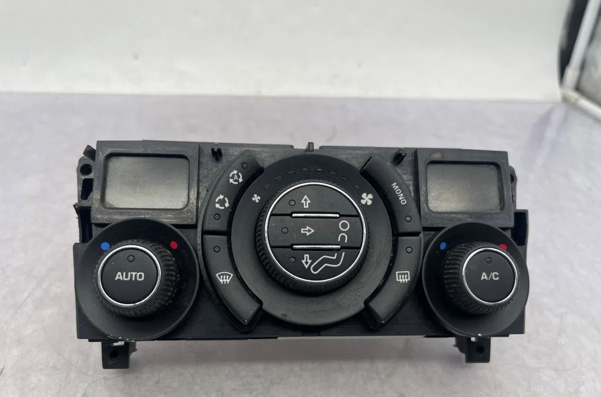 Commande de chauffage PEUGEOT 3008 1 PHASE 1 occasion — photo 3