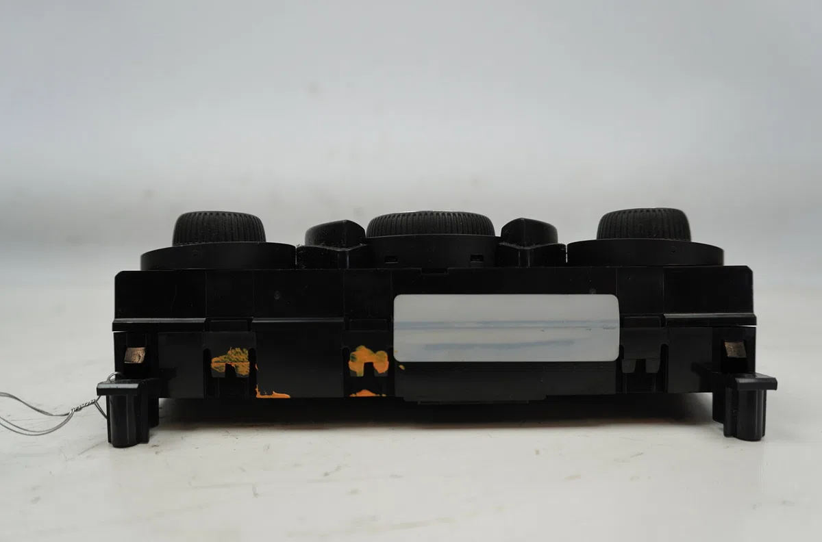Commande de chauffage Peugeot 3008 Monospace (0U_) 1.6 hdi (2009-2016) 5 portes occasion