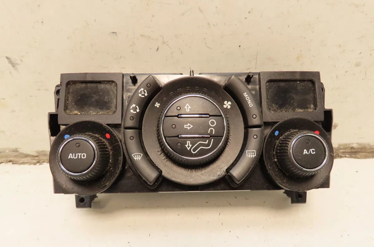Commande de chauffage Peugeot 3008 Monospace (0U_) 2.0 hdi 150 - bluehdi 150 (2009-2016) 5 portes occasion