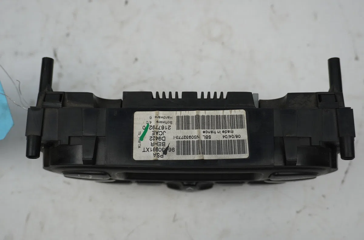 Commande de chauffage Peugeot 307 (3A-C) 1.6 16v (2000-2007) 5 portes occasion — photo 2
