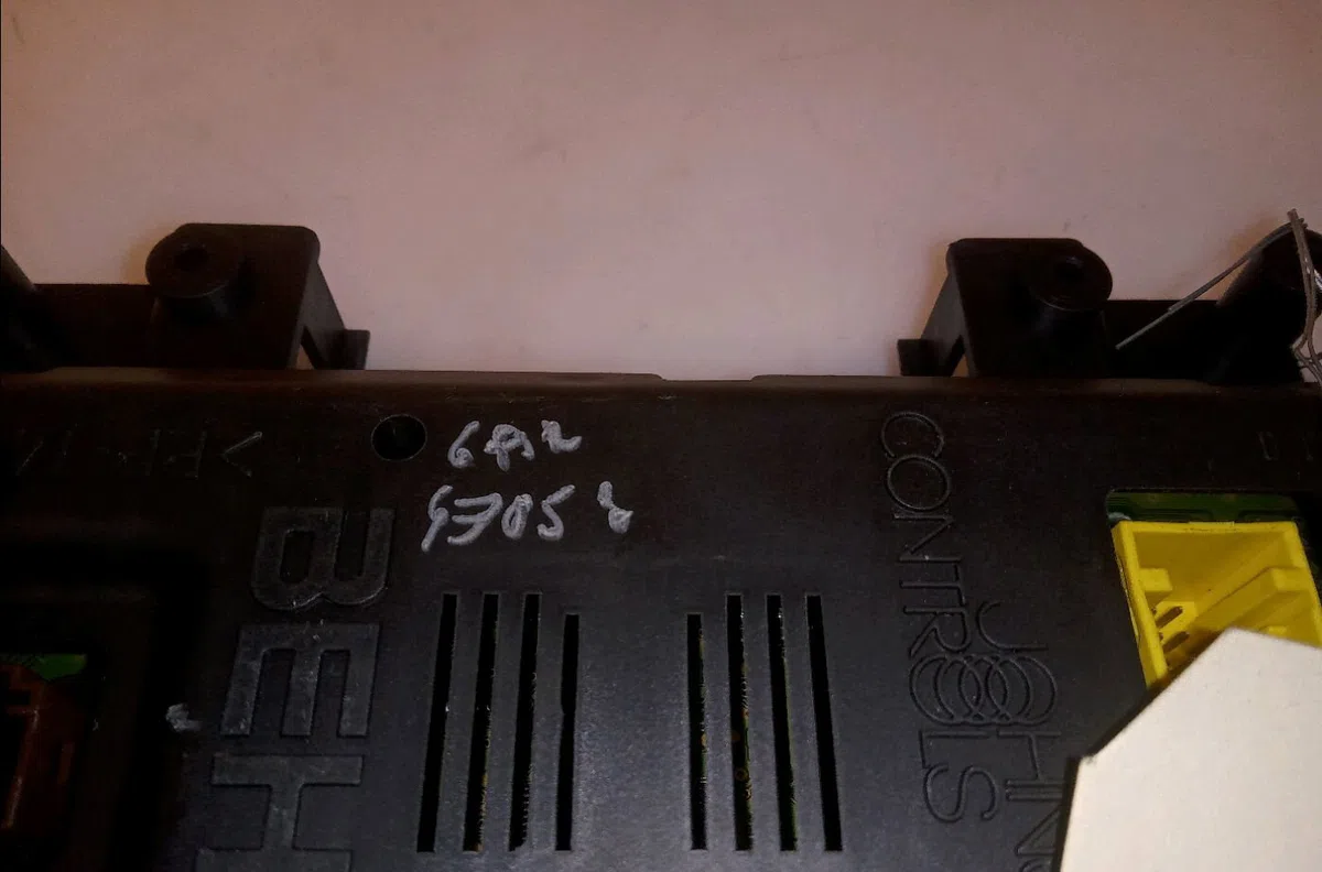 Commande de chauffage Peugeot 307 CC (3B) 1.6 16v (2003-2009) 2 portes occasion — photo 3