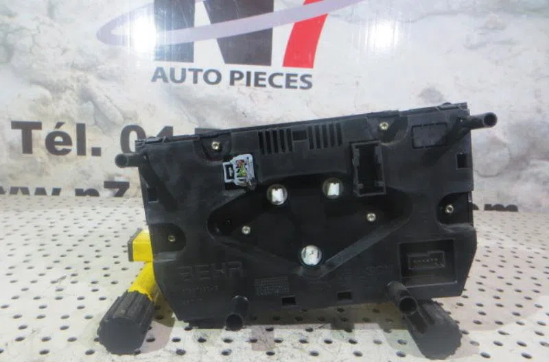 Commande de chauffage PEUGEOT 307 PHASE 1 occasion — photo 2