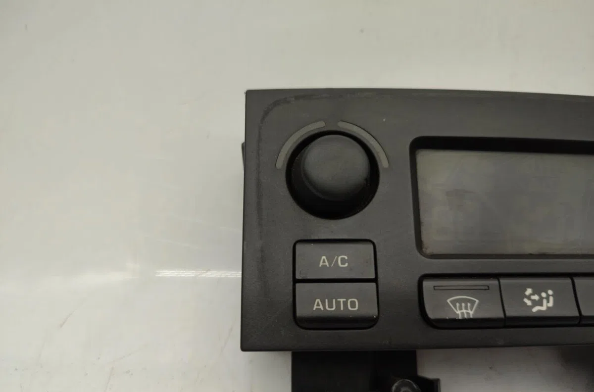 Commande de chauffage PEUGEOT 307 PHASE 2 CABRIOLET occasion — photo 4