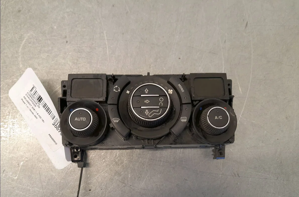 Commande de chauffage Peugeot 308 I (4A_, 4C_) 1.6 hdi (2007-2014) 5 portes occasion — photo 2