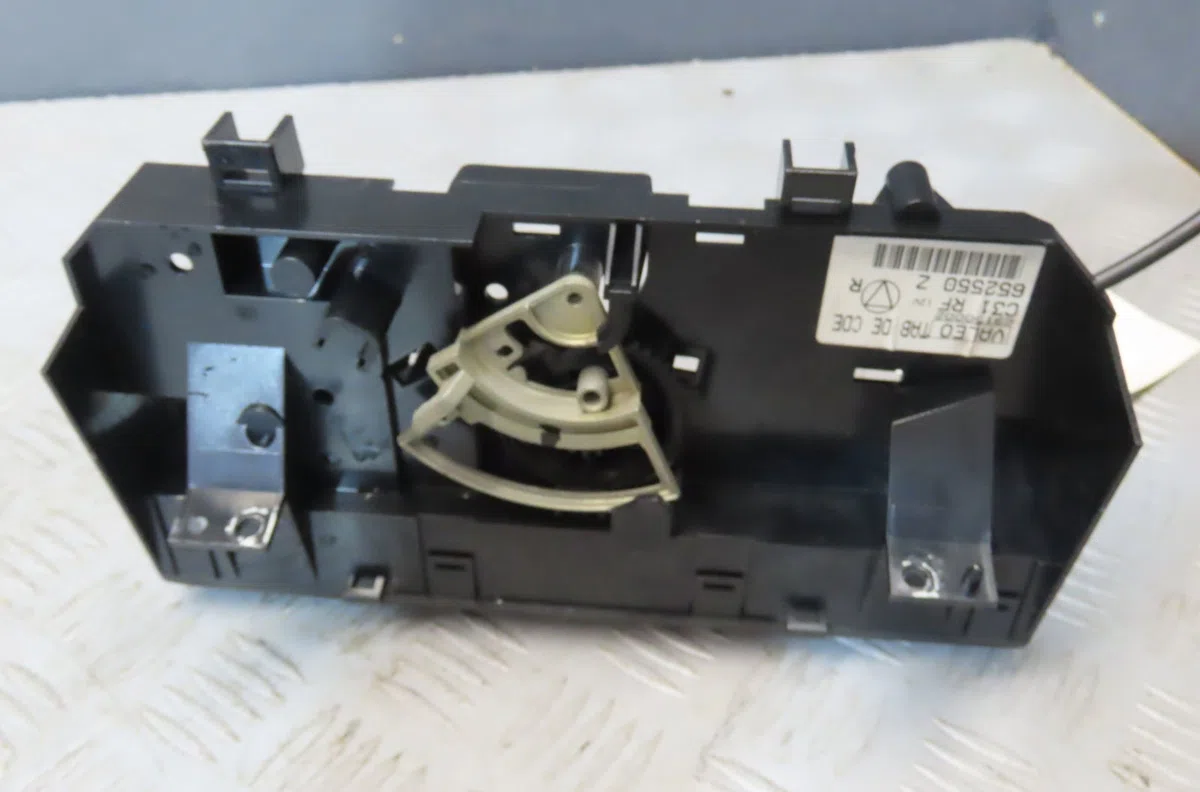 Commande de chauffage PEUGEOT 406 1997 occasion — photo 2