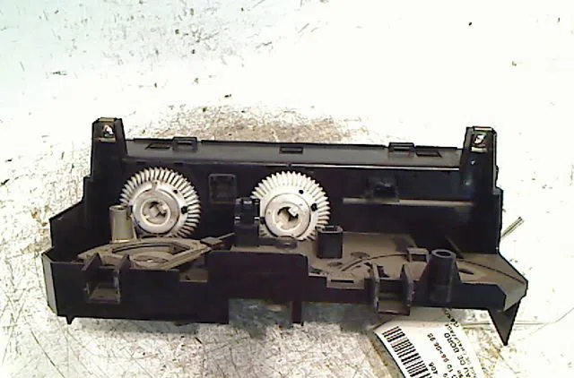 Commande de chauffage Peugeot 406 Break (8E-F) 2.1 td 12v (1996-2004) occasion — photo 2