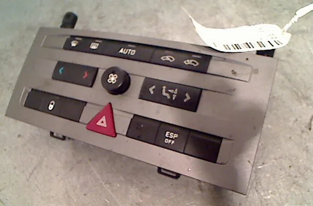 Commande de chauffage PEUGEOT 407 2006 occasion — photo 4